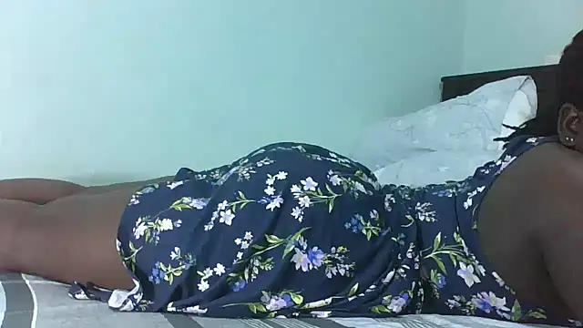 Huge_Bootybae webcam