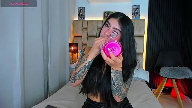 little_sophie18 webcam