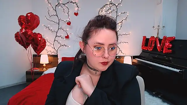 Hennessy_bunny webcam