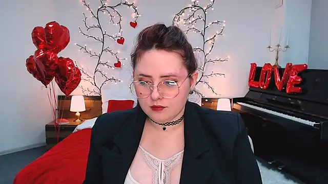 Hennessy_bunny webcam