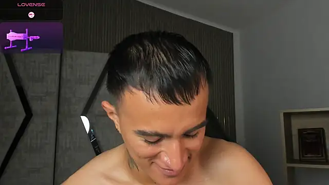 liamdeep - LiamDeep's free webcam