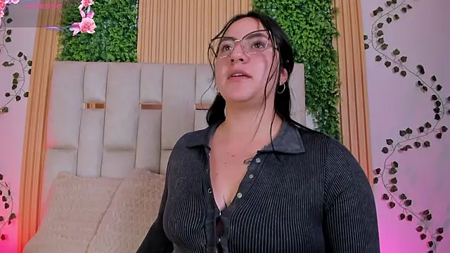 JeniferPowell_nm webcam