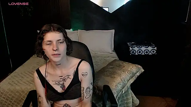 pretty_cristal69 webcam