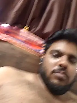 Cute_Big_Hairy_Bear webcam