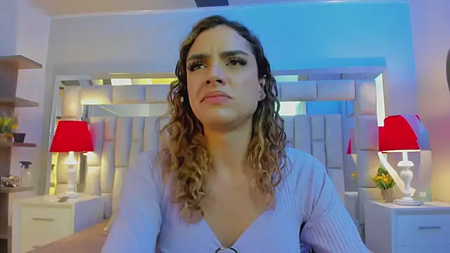 mariiahneedles webcam