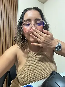 Kay_LustyWife's live cam