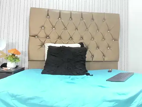 daniela_madan webcam