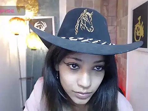 Scarleet_miaa webcam