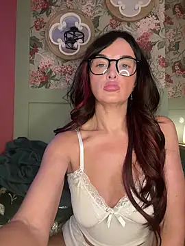 Cherrybomb2885 webcam