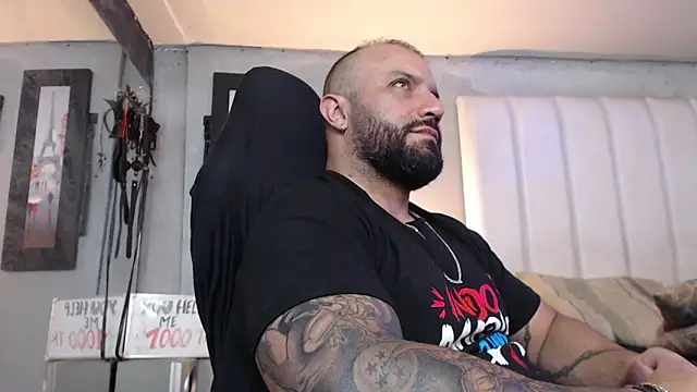 bardock_1 - Bardock_1's free webcam - UK Sex Cams