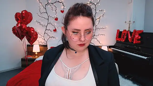 Hennessy_bunny webcam