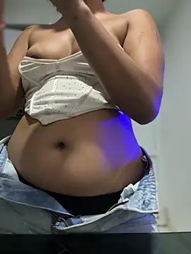 Kaily_Sweet16 webcam