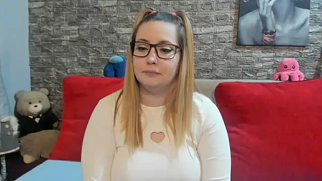 kalindahot - Kalindahot's free webcam - UK Sex Cams