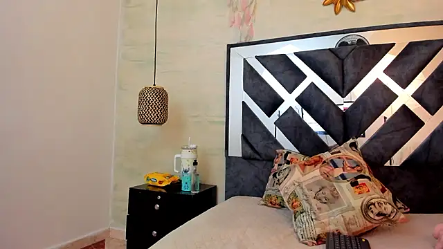 annie_vega17_ webcam