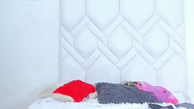 Cleopatra_Trans webcam