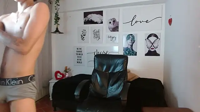 AmethystShadow17 webcam