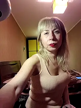 SelinaLovqx webcam