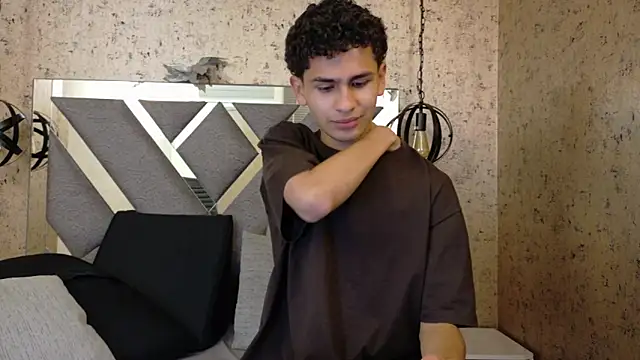 dark_sultan - Dark_Sultan's free webcam - UK Sex Cams