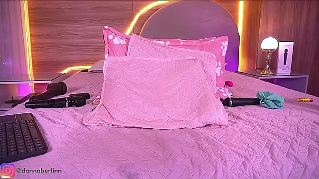 danna_berlin_ webcam