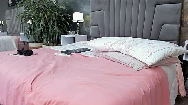 isa_lancaster live sex cam