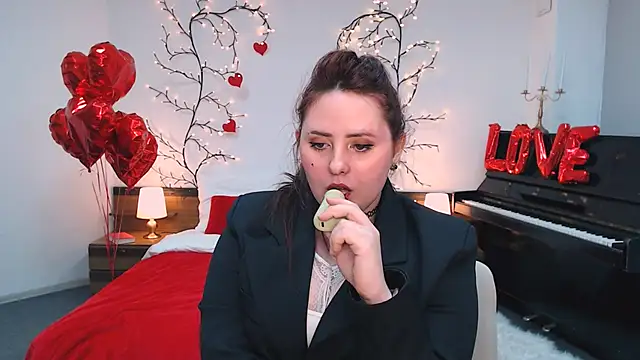 Hennessy_bunny webcam