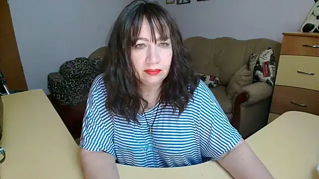 lucretia_goldi_ - Lucretia_Goldi_'s free webcam - UK Sex Cams