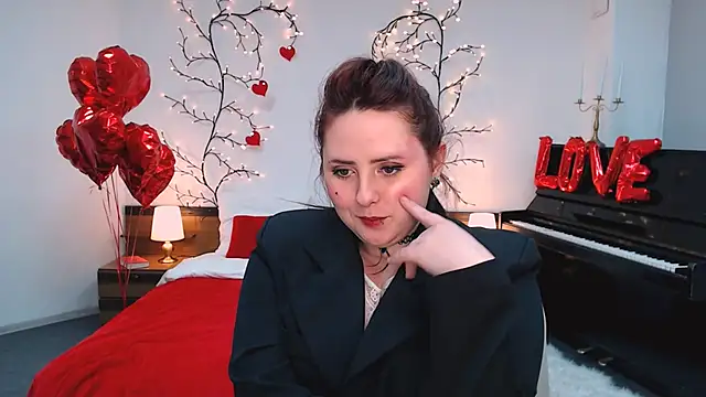 Hennessy_bunny webcam