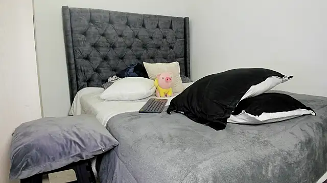 Biscuit_oliva webcam