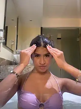 Elise_Diamond webcam