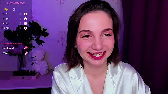 KindHazelHere_ webcam