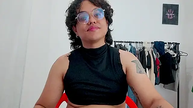 Diane_blossom webcam