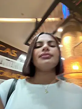 Irina_Velvett webcam