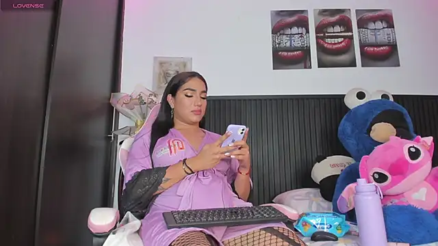 KATALINA_HOT_TS webcam