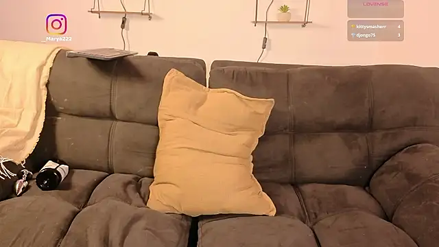Maryybellax webcam