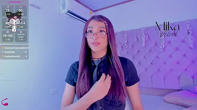 Mika__velvet webcam