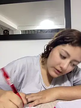 lizzy_luminair webcam