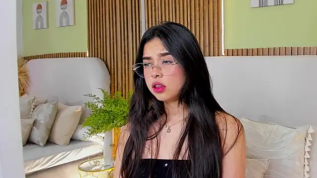 CristalMayson webcam