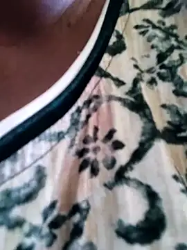 yamini1431 - Yamini1431's free webcam - UK Sex Cams