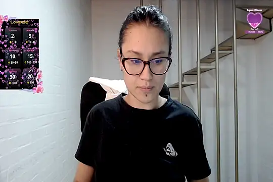 Jessie_Desire webcam