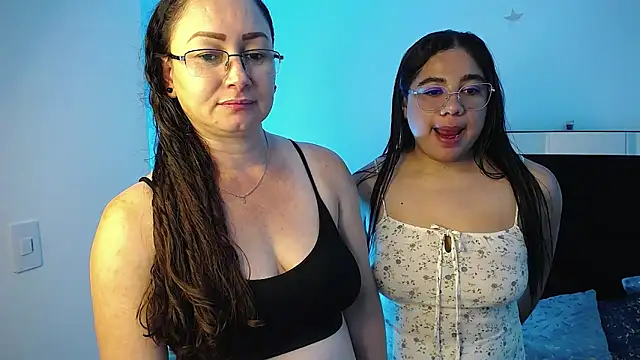 milly_sanchez - Milly_sanchez's free webcam - UK Sex Cams