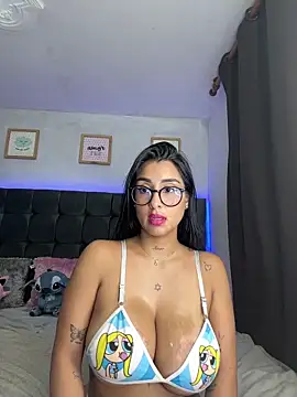 lovely_violet13 webcam