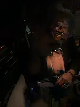 HaloRodeoLover2 live sex cam