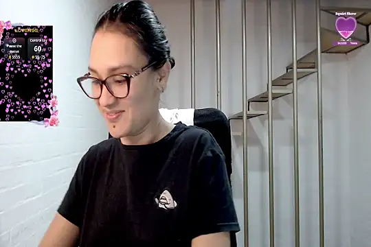 Jessie_Desire webcam