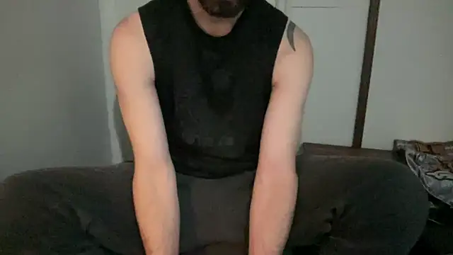 alphajoshkosh - Alphajoshkosh's free webcam - UK Sex Cams