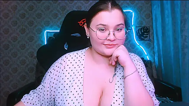 InLoveWithLife26 webcam