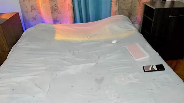 Angel_White25 webcam