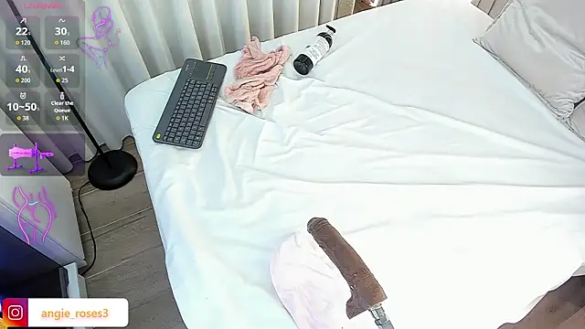 angiee_roses webcam