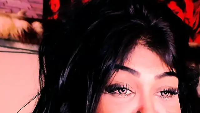 indian_dreamgirl webcam