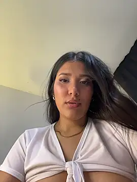 IsabellaJoness_ live sex cam