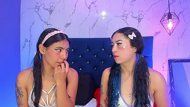 Dakotaa_Johnson webcam